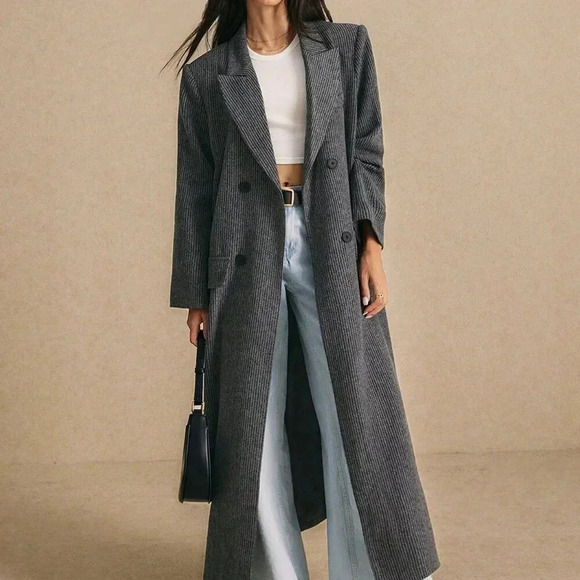 Grey Elegant Women's Extra Long Gray Suit - Picture 1 of 7